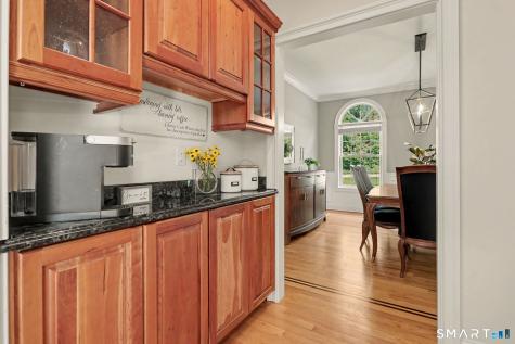 282 Glen Ridge Road Fairfield CT 06825