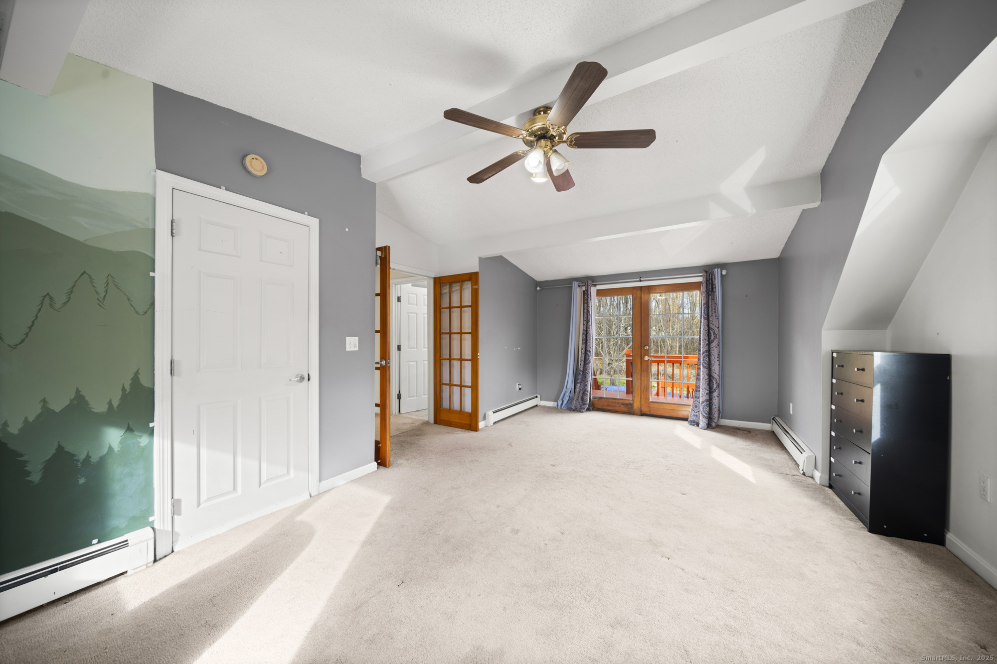 45 King Court Enfield CT 06082