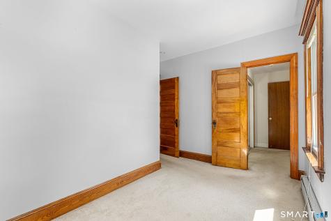 137 Fairlawn Avenue Waterbury CT 06705