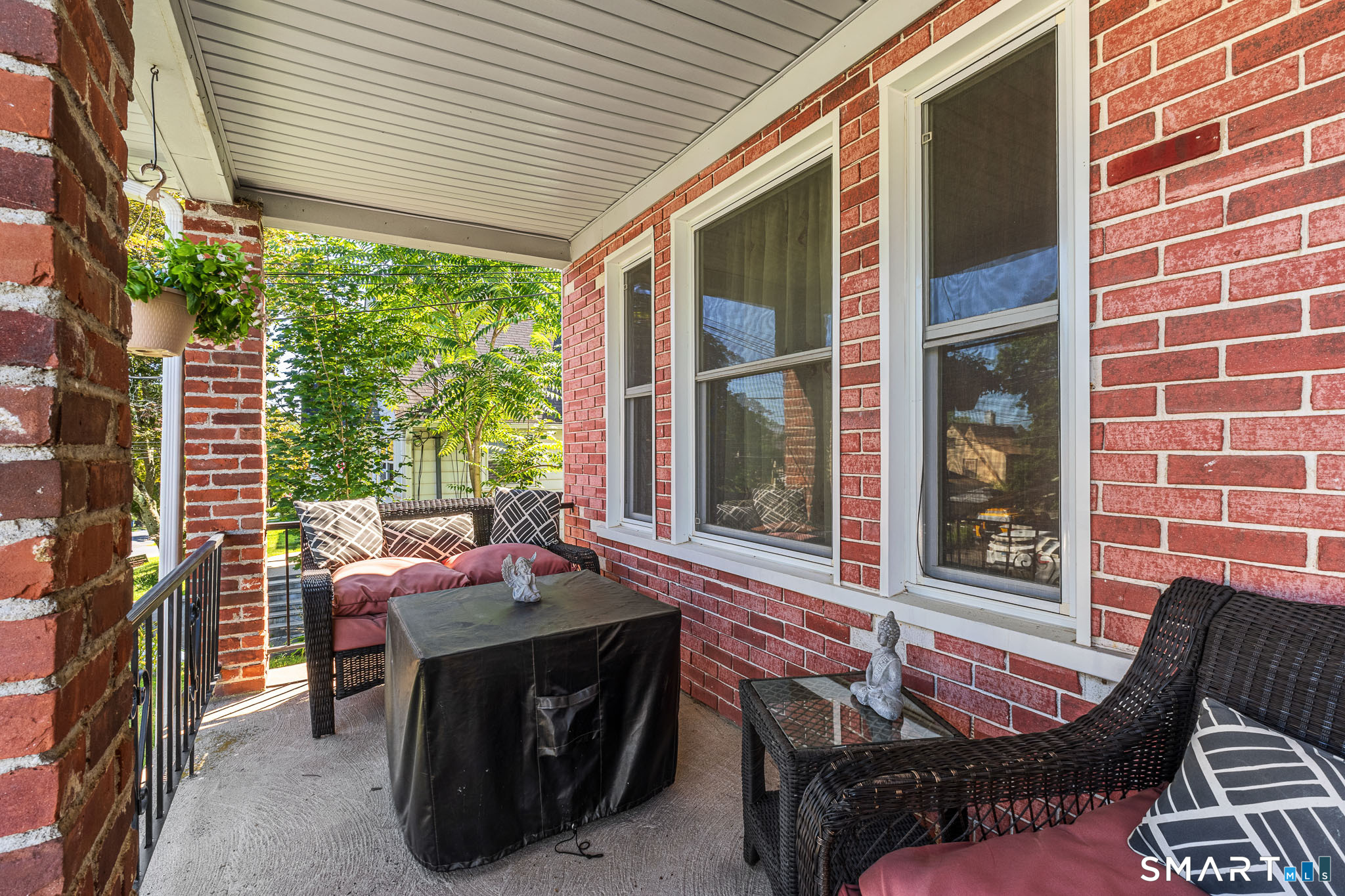 137 Fairlawn Avenue Waterbury CT 06705