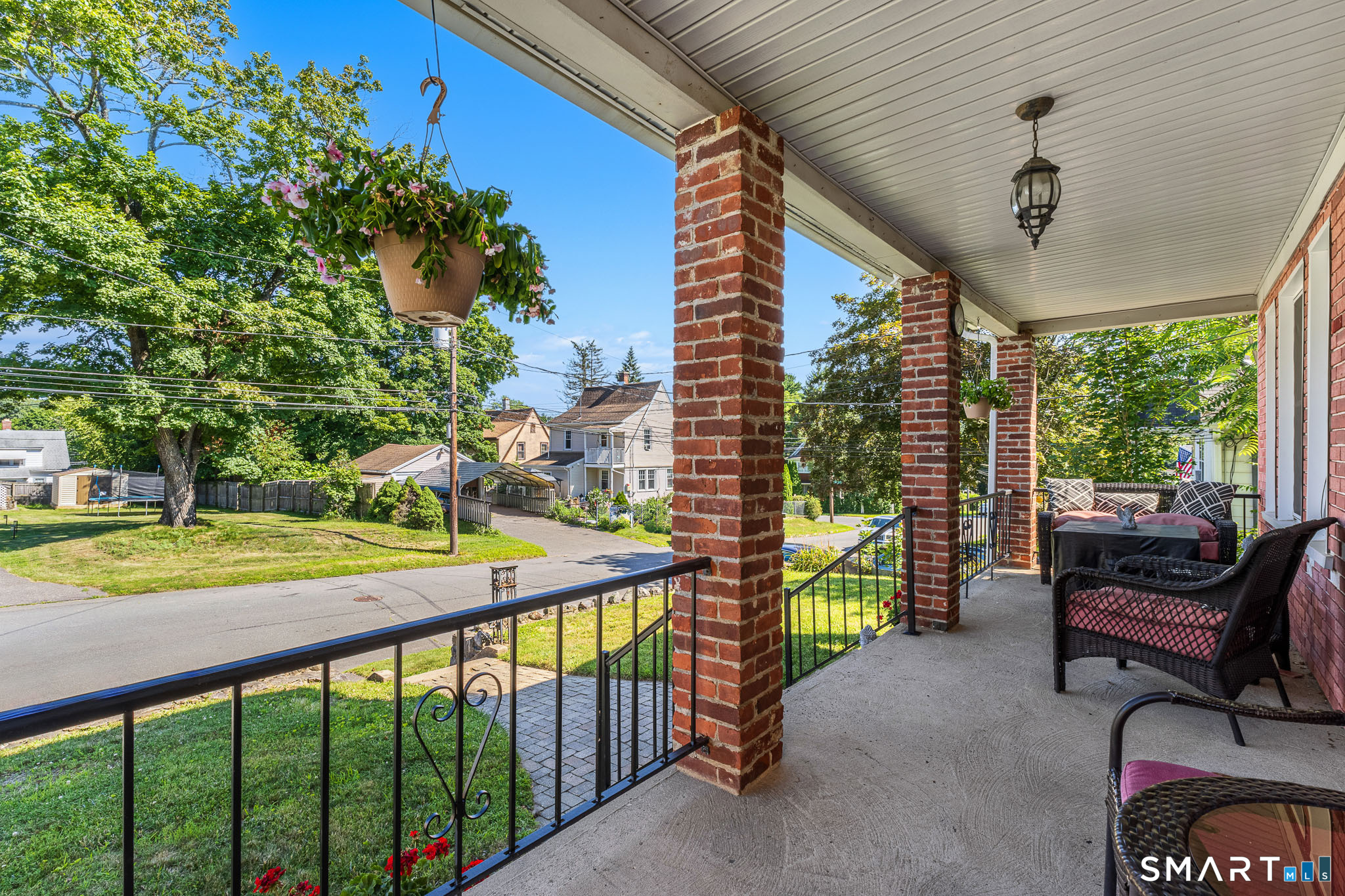 137 Fairlawn Avenue Waterbury CT 06705