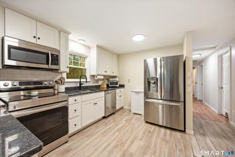 26 Geromin Drive Haddam CT 06441