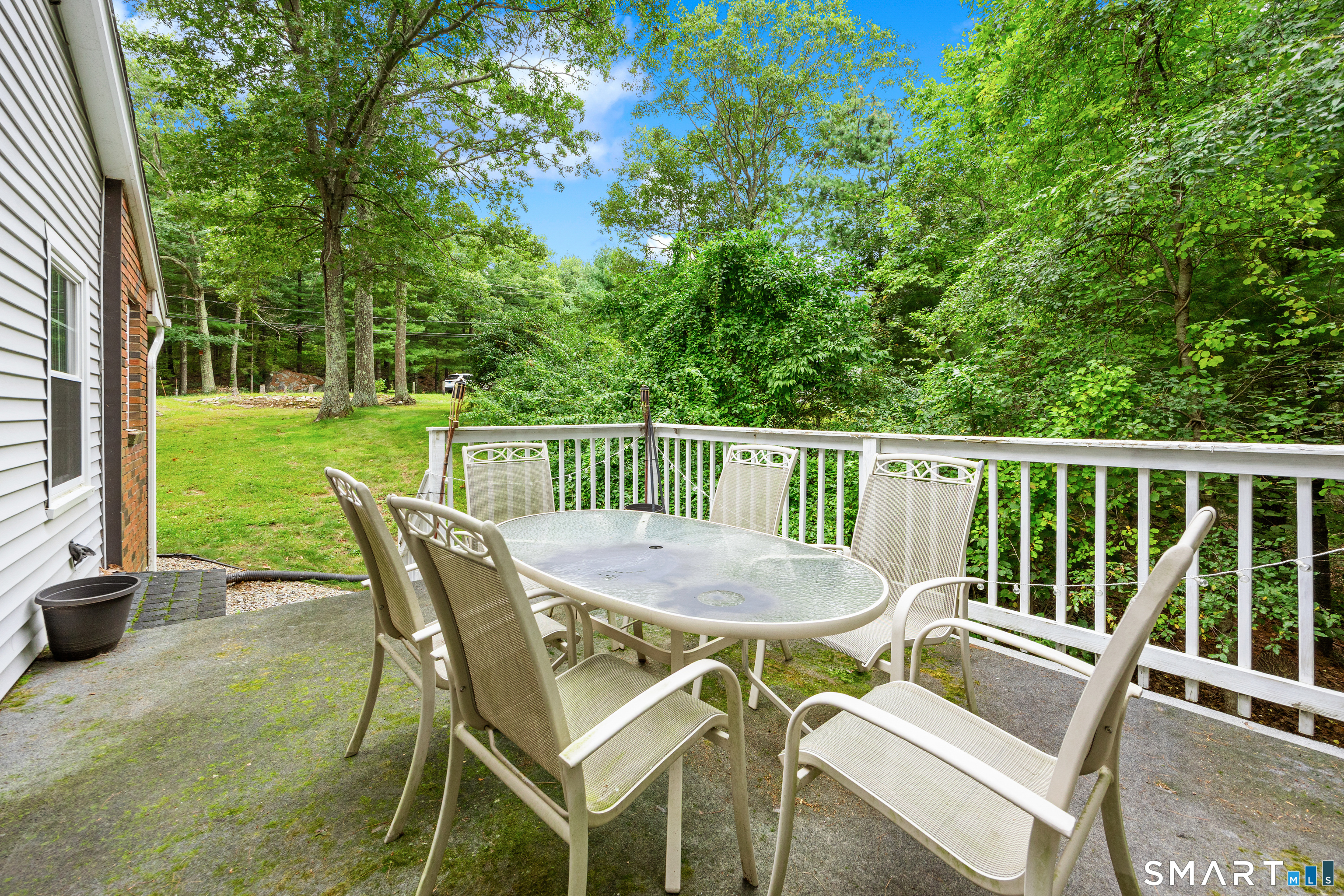 26 Geromin Drive Haddam CT 06441