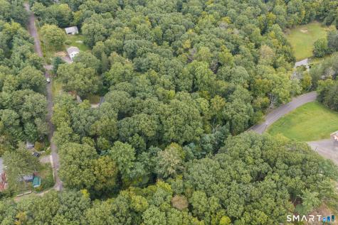 26 Geromin Drive Haddam CT 06441