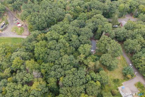 26 Geromin Drive Haddam CT 06441