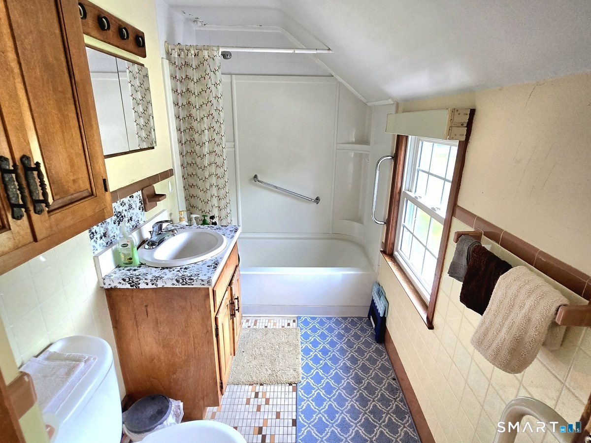 66 Saint Augustine Street West Hartford CT 06110