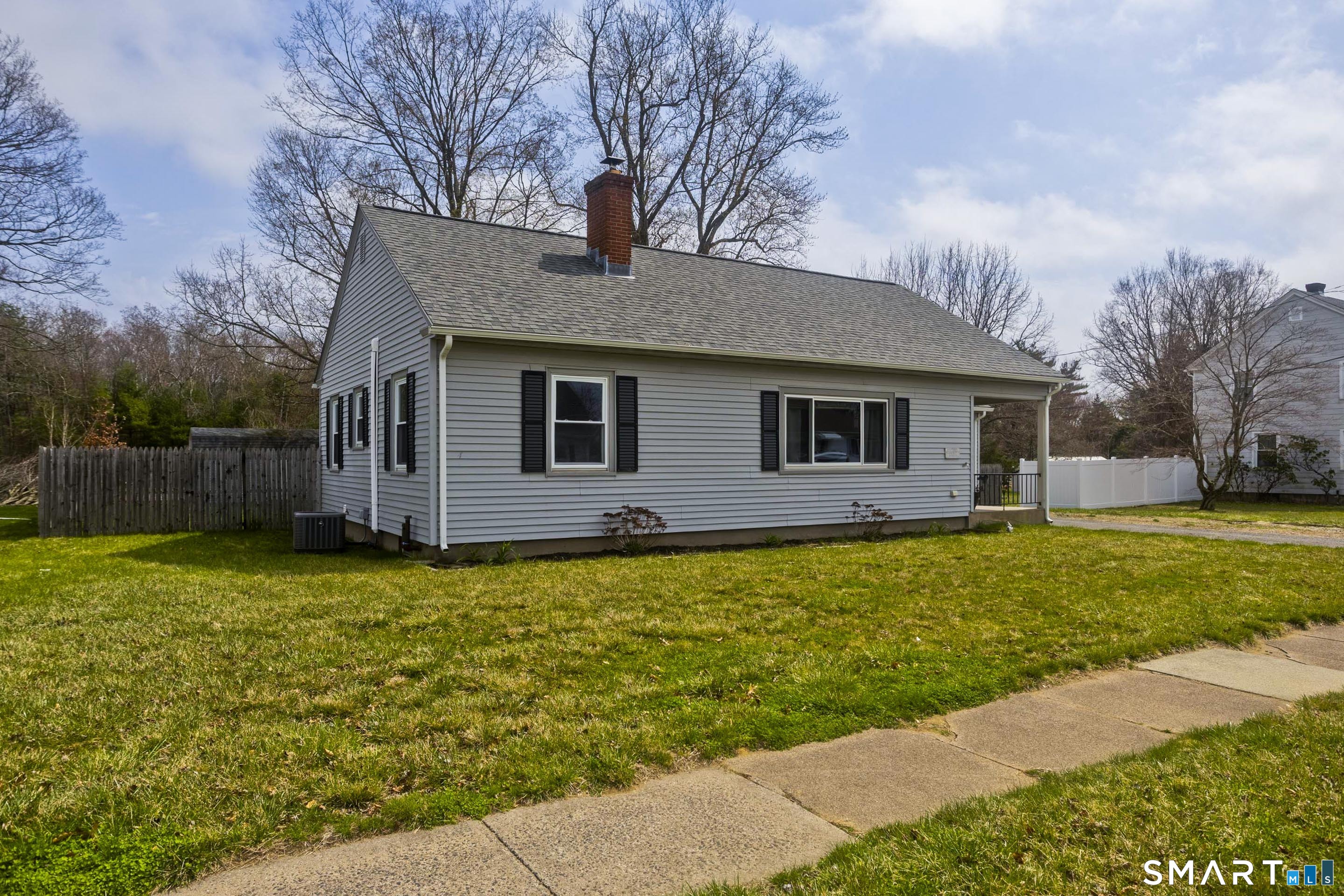 12 Longview Road Enfield CT 06082