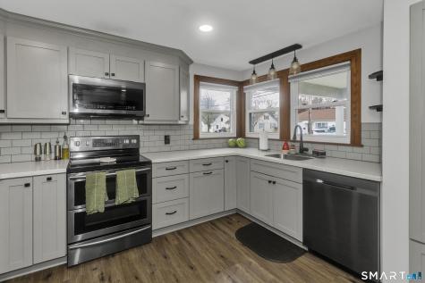 12 Longview Road Enfield CT 06082