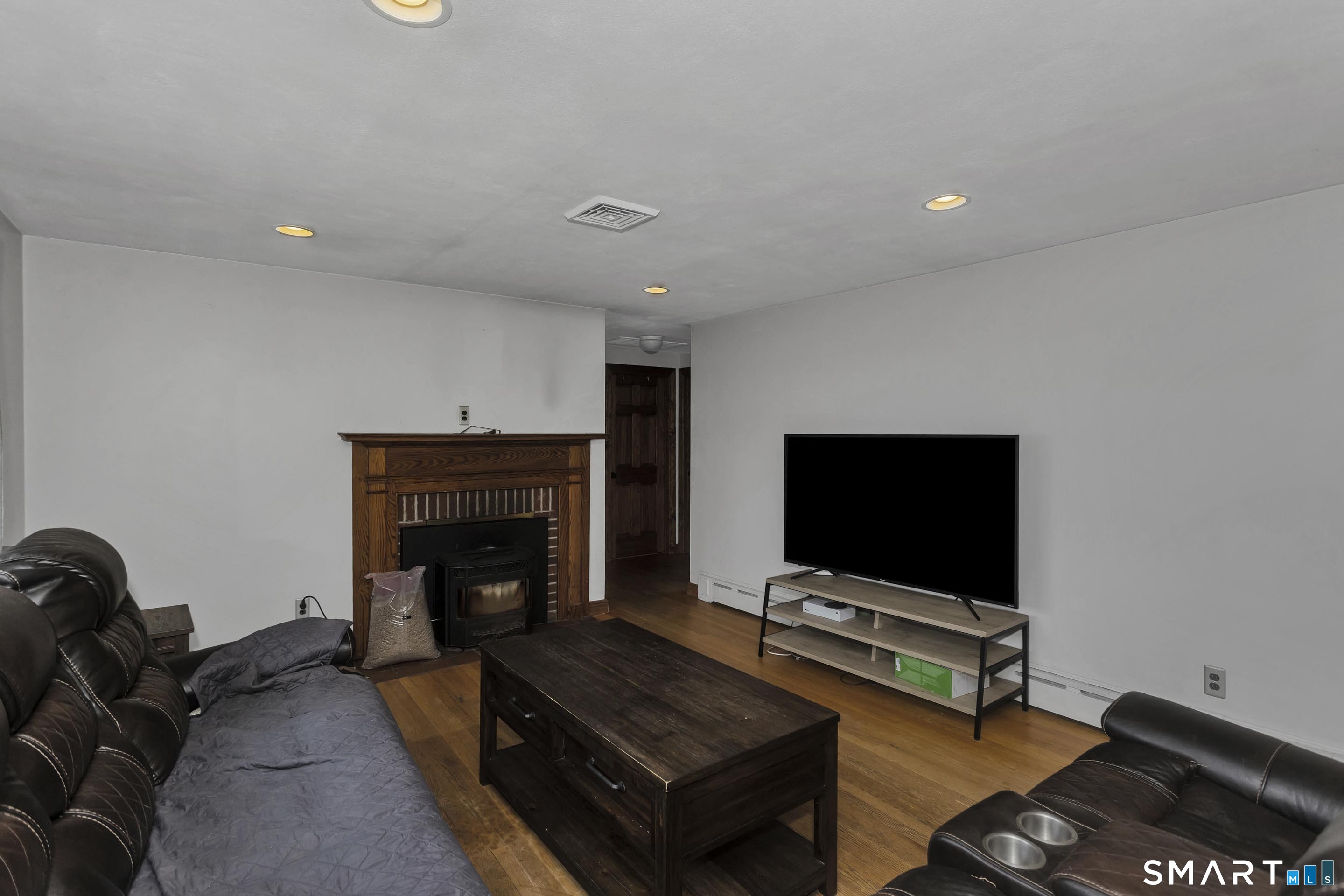 12 Longview Road Enfield CT 06082