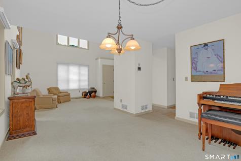 334 Cavan Lane Glastonbury CT 06033