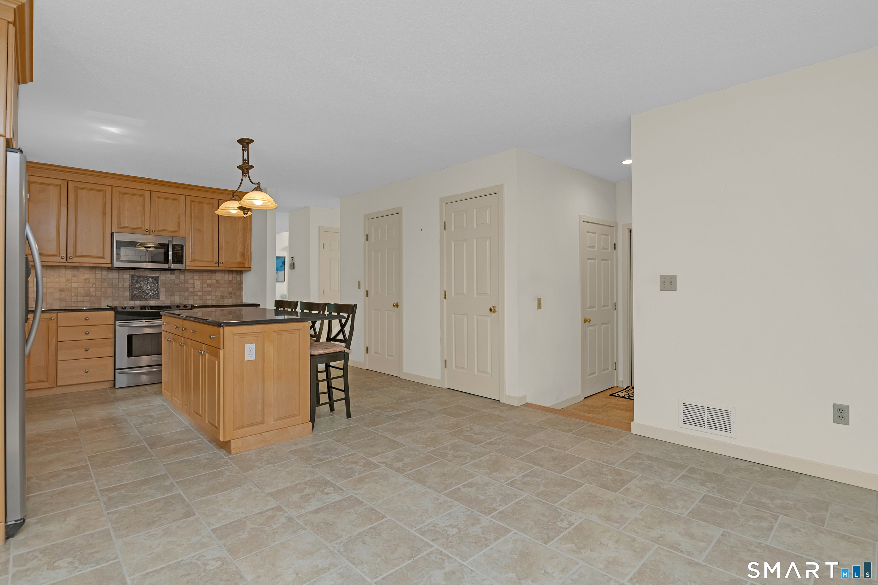334 Cavan Lane Glastonbury CT 06033