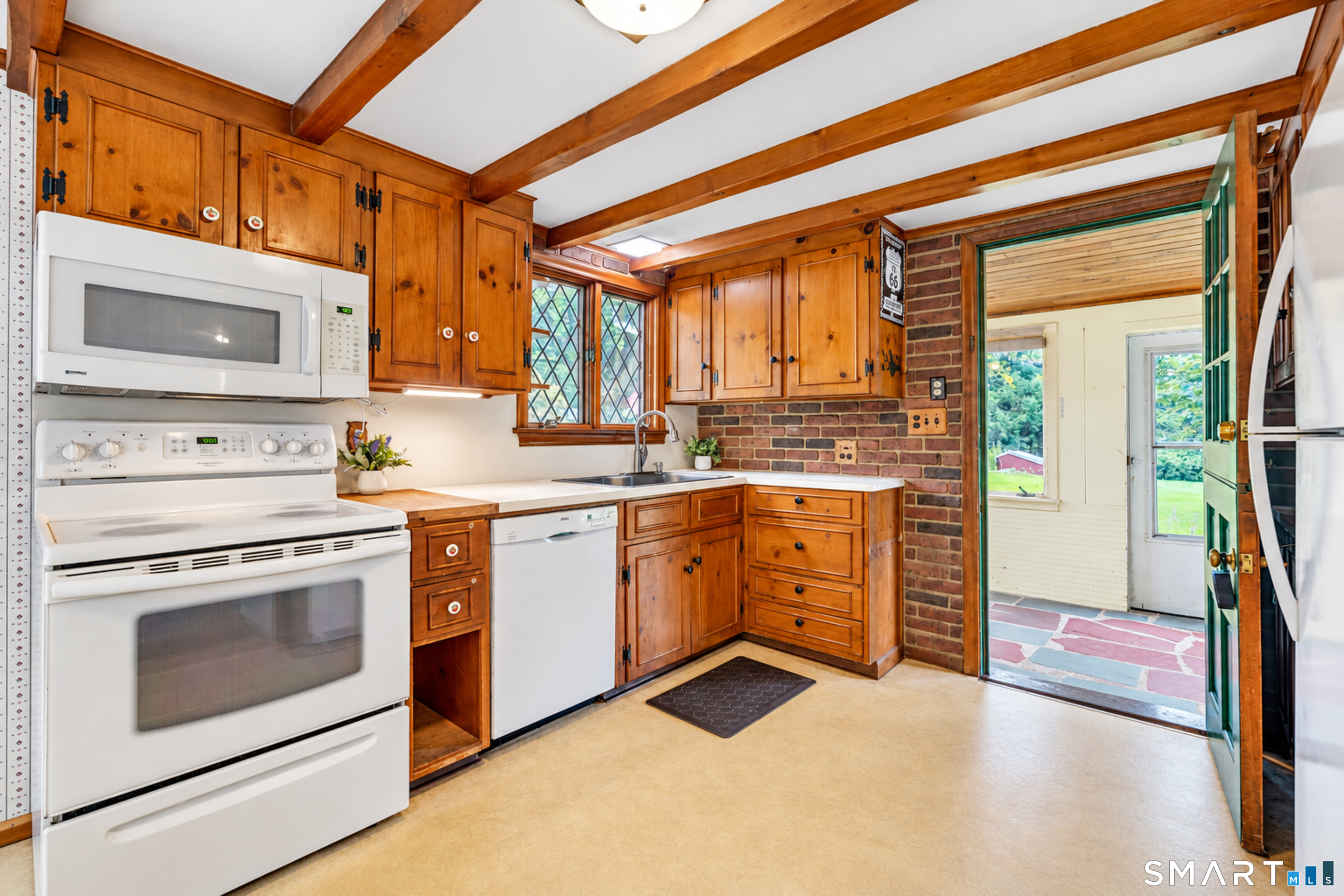 110 West High Street East Hampton CT 06424