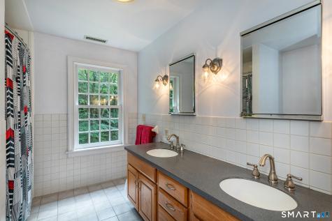 77 Judds Bridge Road Roxbury CT 06783