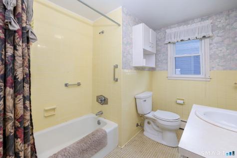 234 Beacon Street Newington CT 06111