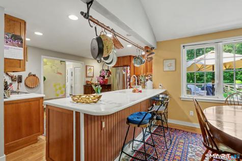 16 Velvet Street Trumbull CT 06611