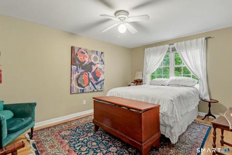 16 Velvet Street Trumbull CT 06611