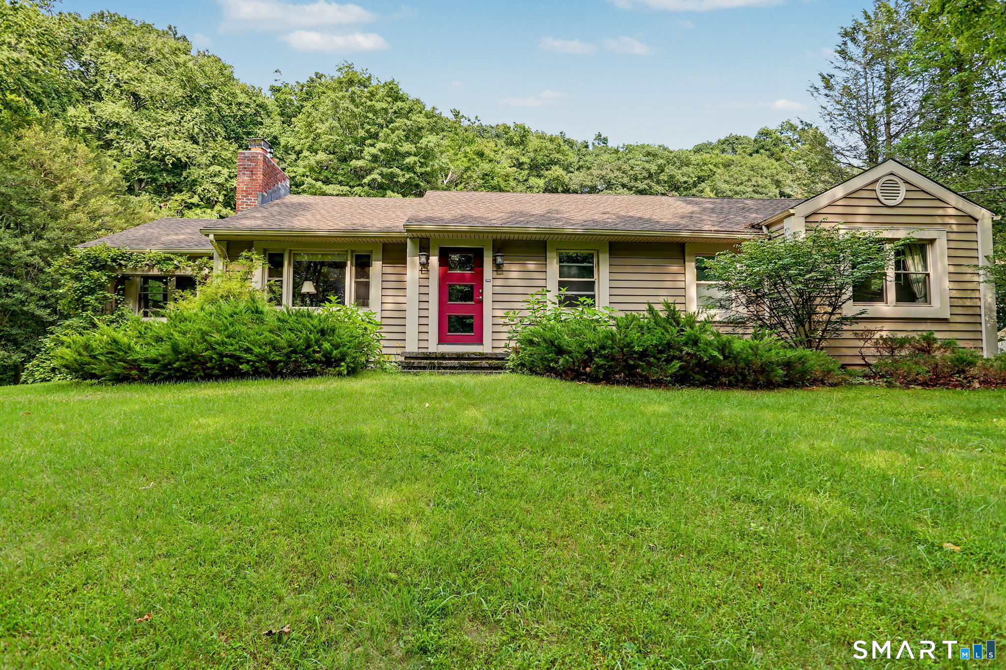 16 Velvet Street Trumbull CT 06611