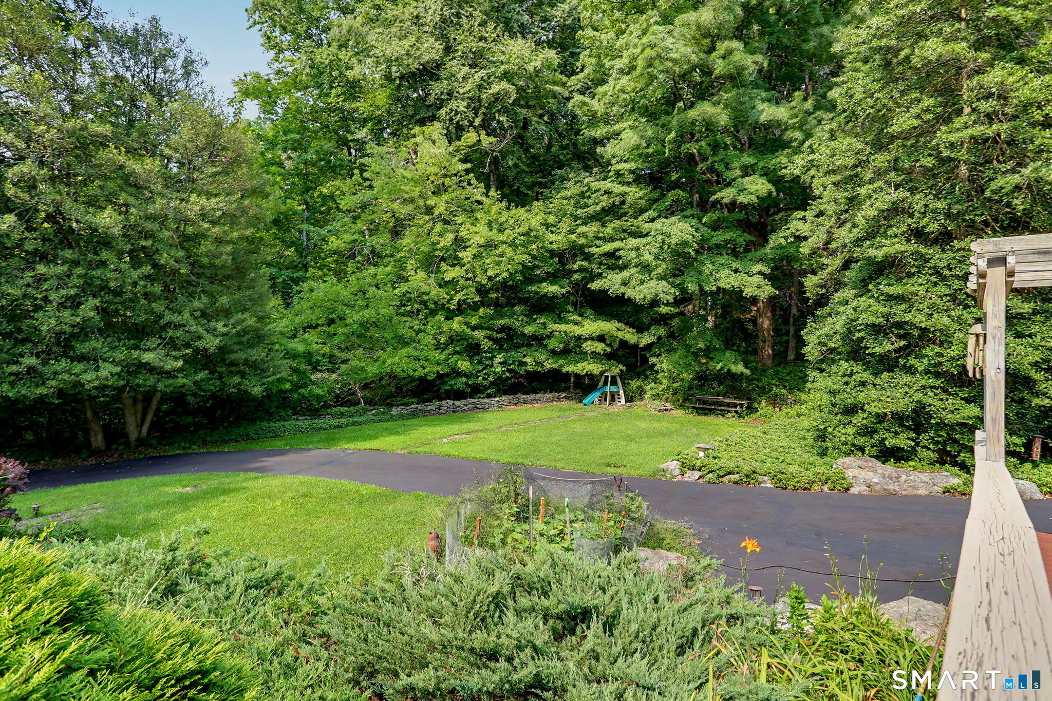 16 Velvet Street Trumbull CT 06611