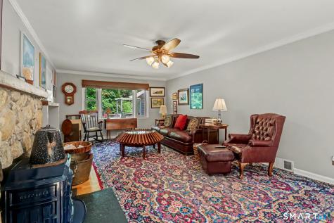 16 Velvet Street Trumbull CT 06611