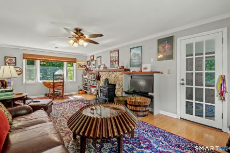 16 Velvet Street Trumbull CT 06611