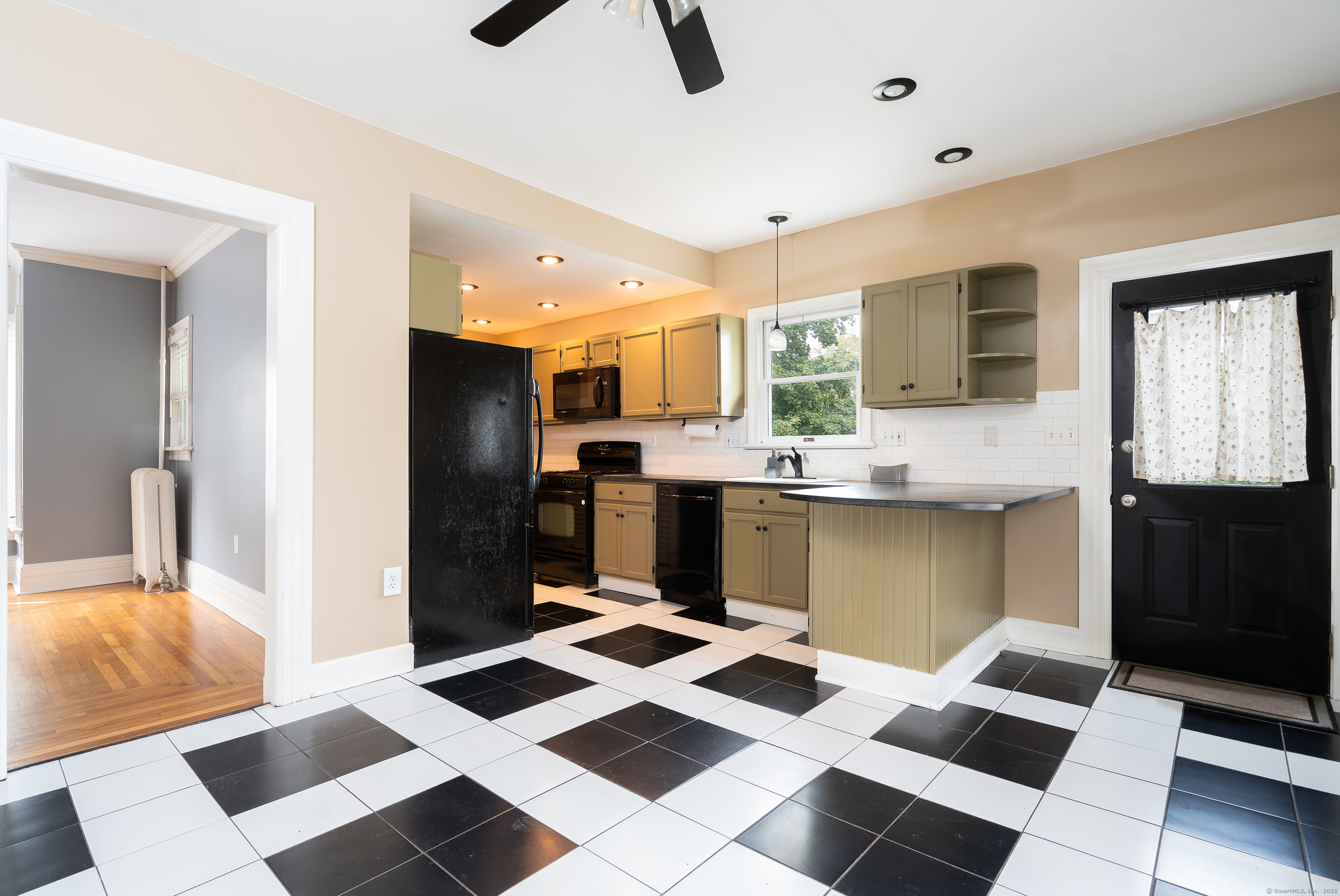 9 Thames Terrace Norwich CT 06360