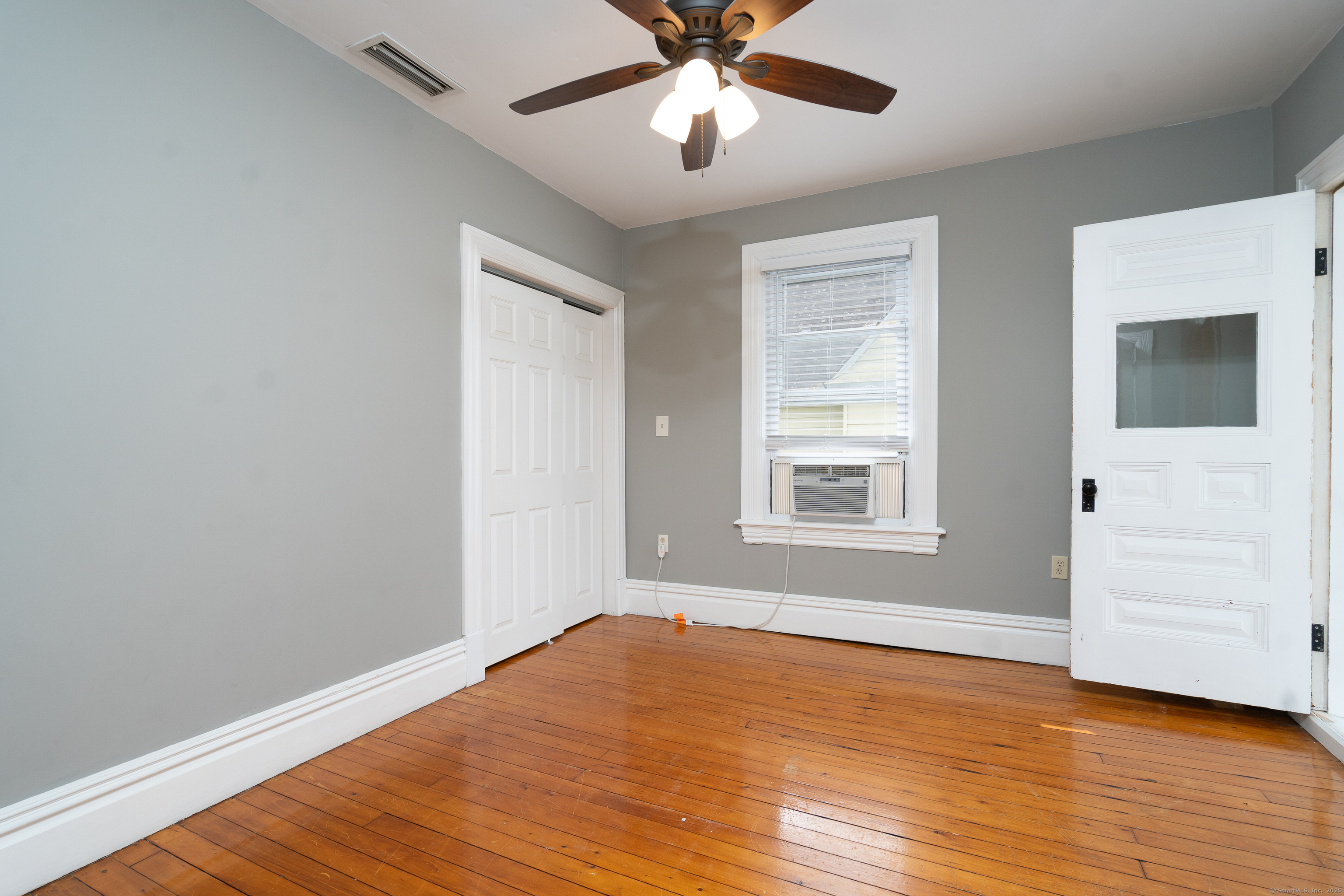 9 Thames Terrace Norwich CT 06360