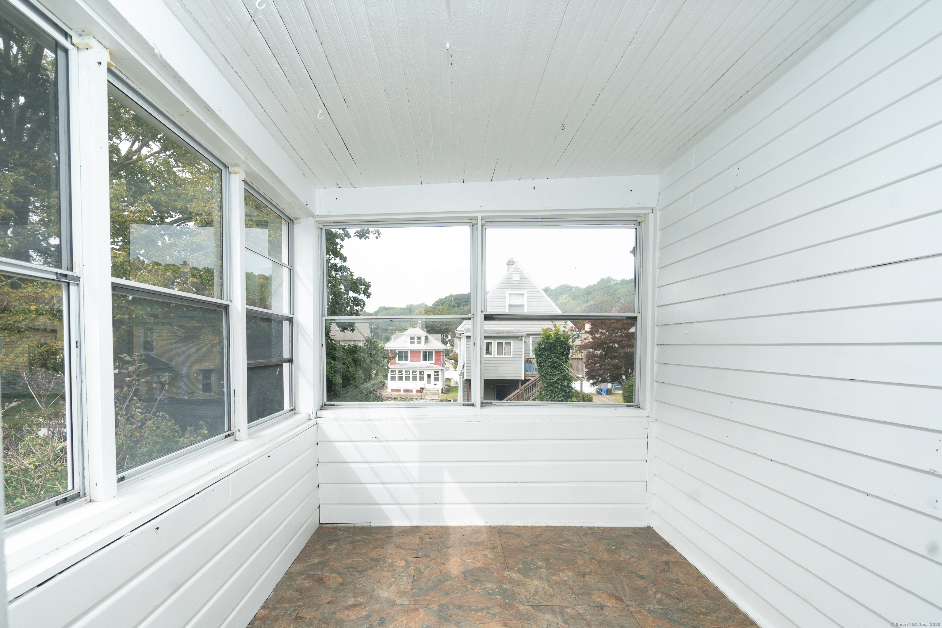 9 Thames Terrace Norwich CT 06360