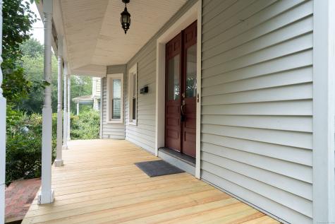 9 Thames Terrace Norwich CT 06360