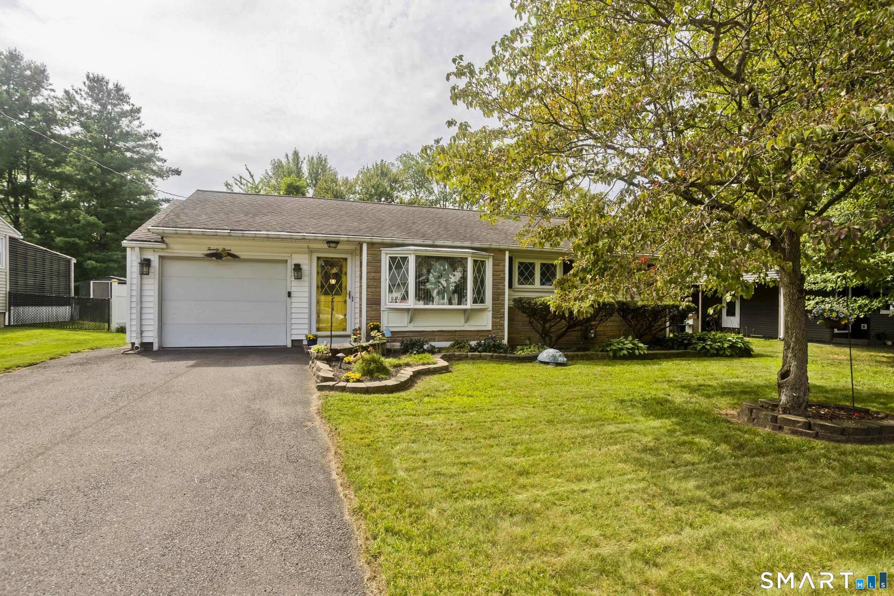 23 Yale Drive Enfield CT 06082