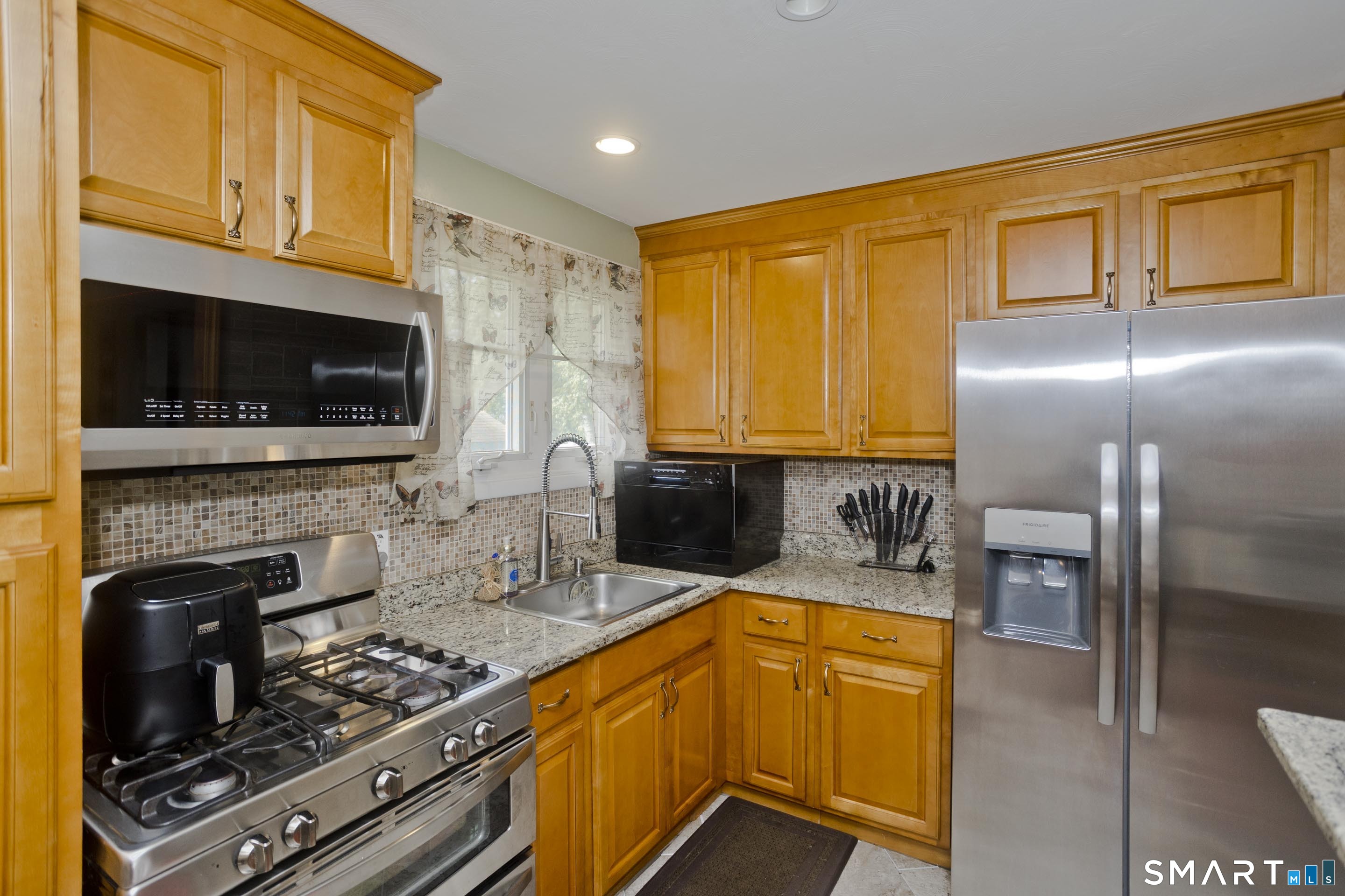 23 Yale Drive Enfield CT 06082