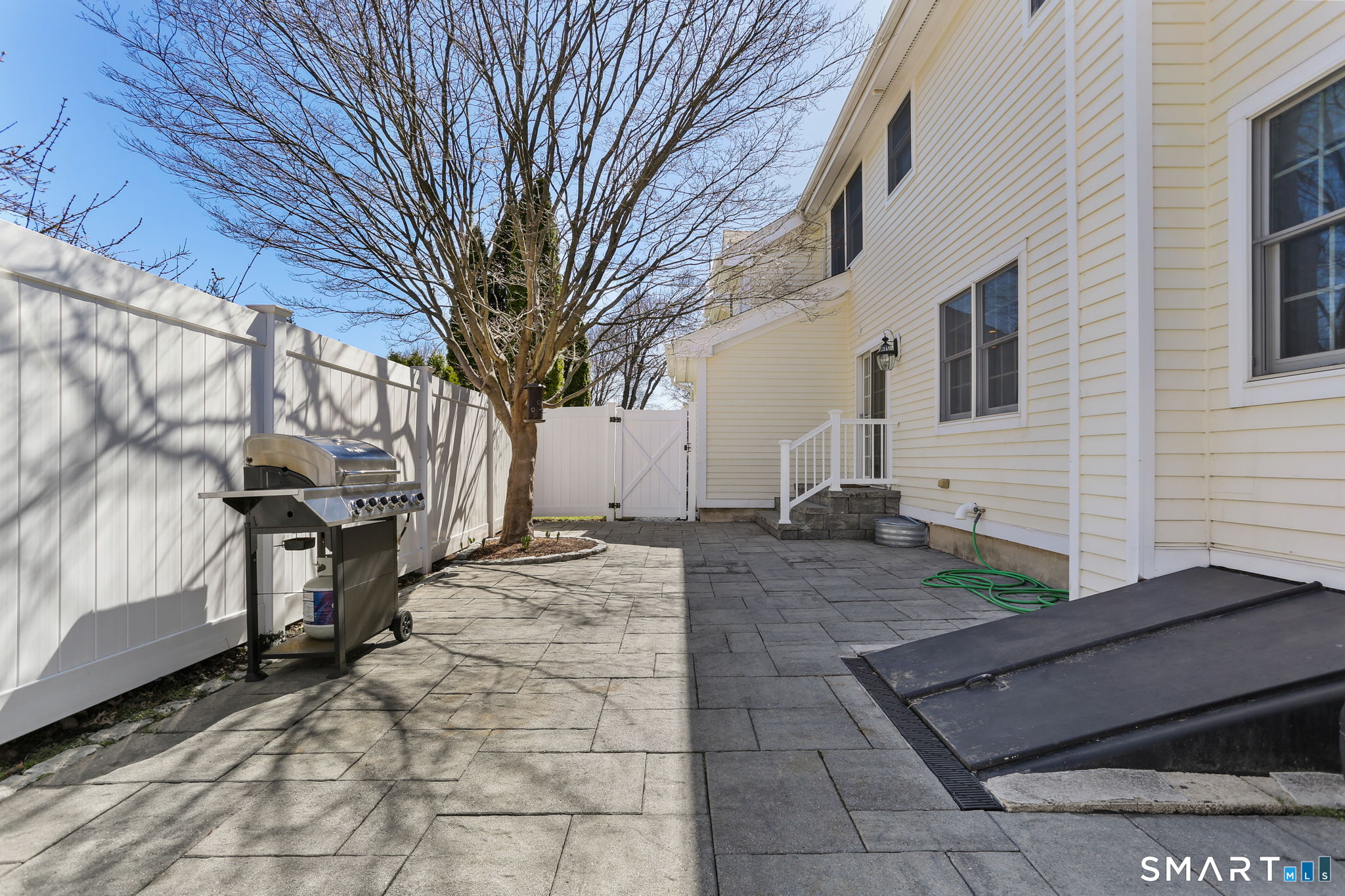 10 Maurice Street Norwalk CT 06851