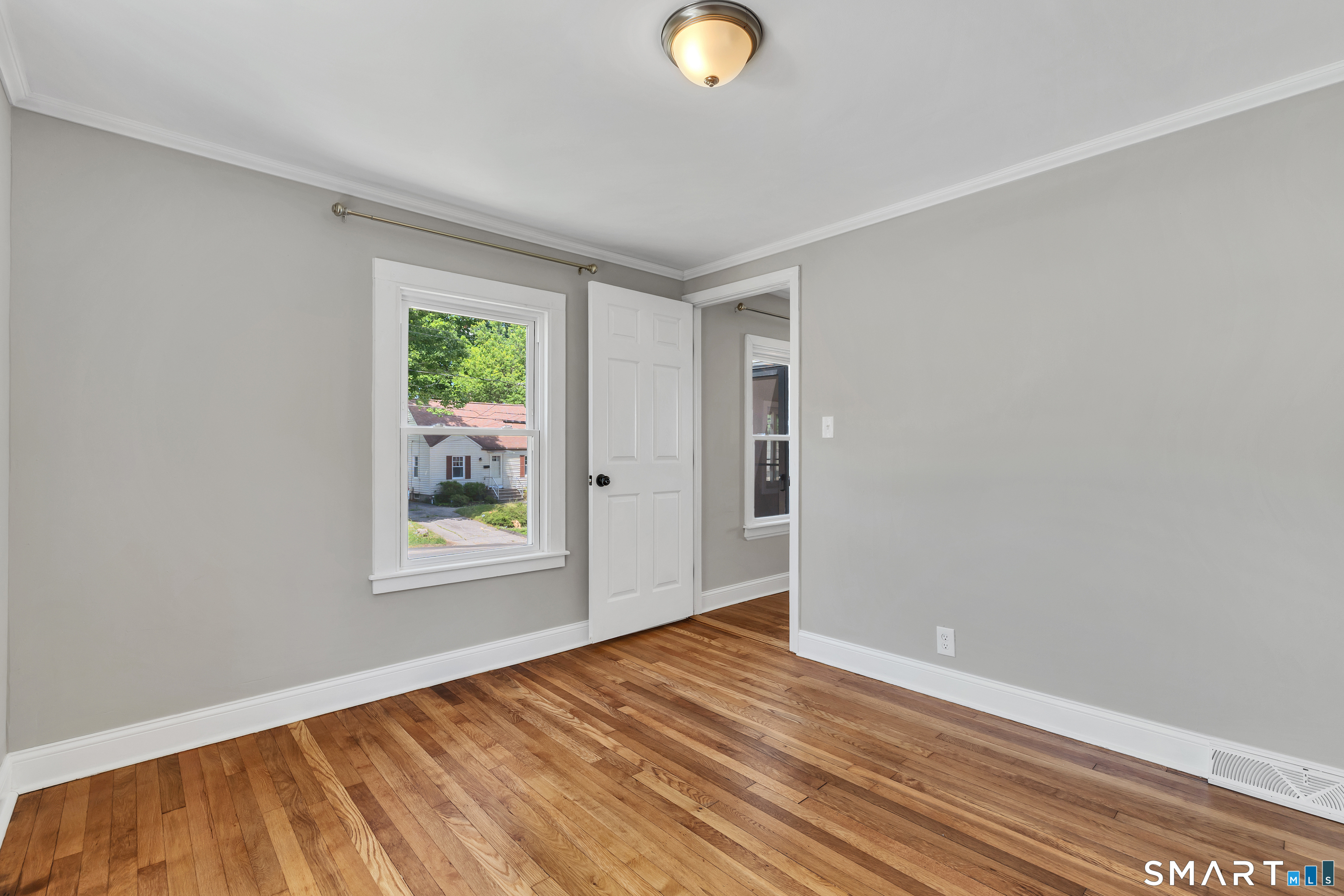 122 Macarthur Drive Waterbury CT 06704