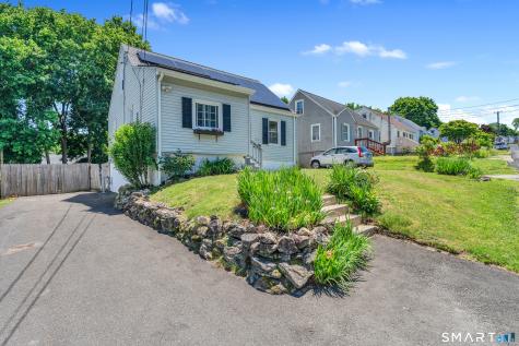 122 Macarthur Drive Waterbury CT 06704