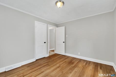 122 Macarthur Drive Waterbury CT 06704