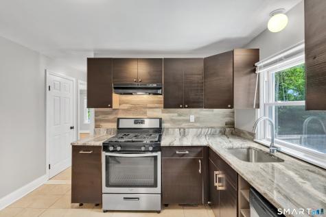 122 Macarthur Drive Waterbury CT 06704