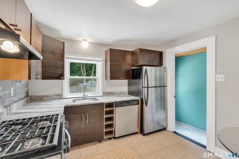 122 Macarthur Drive Waterbury CT 06704