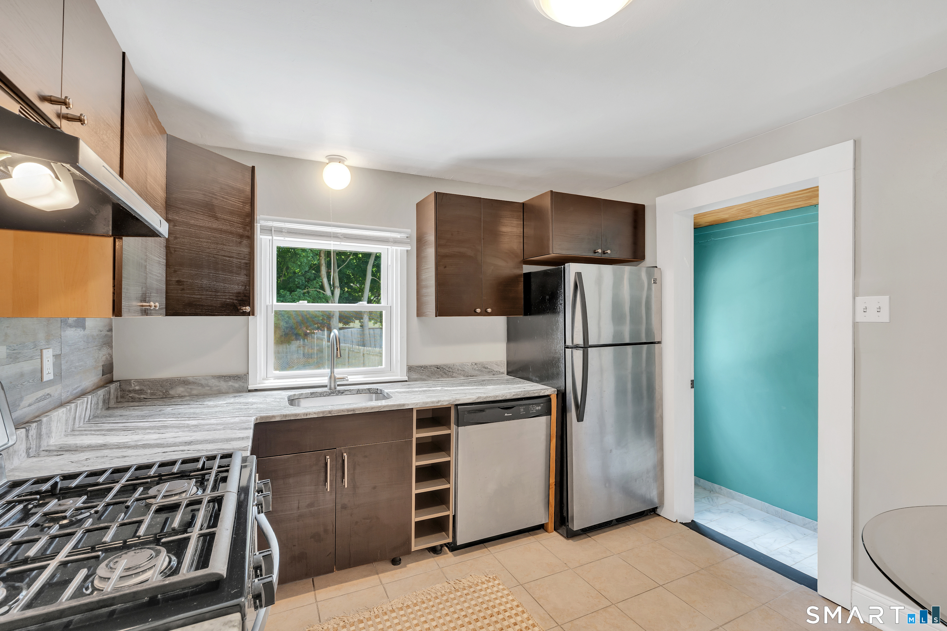 122 Macarthur Drive Waterbury CT 06704