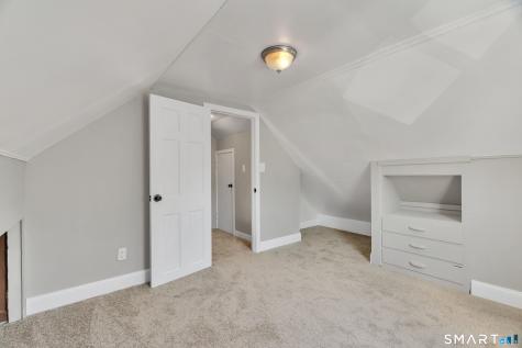 122 Macarthur Drive Waterbury CT 06704