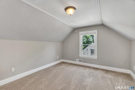 122 Macarthur Drive Waterbury CT 06704