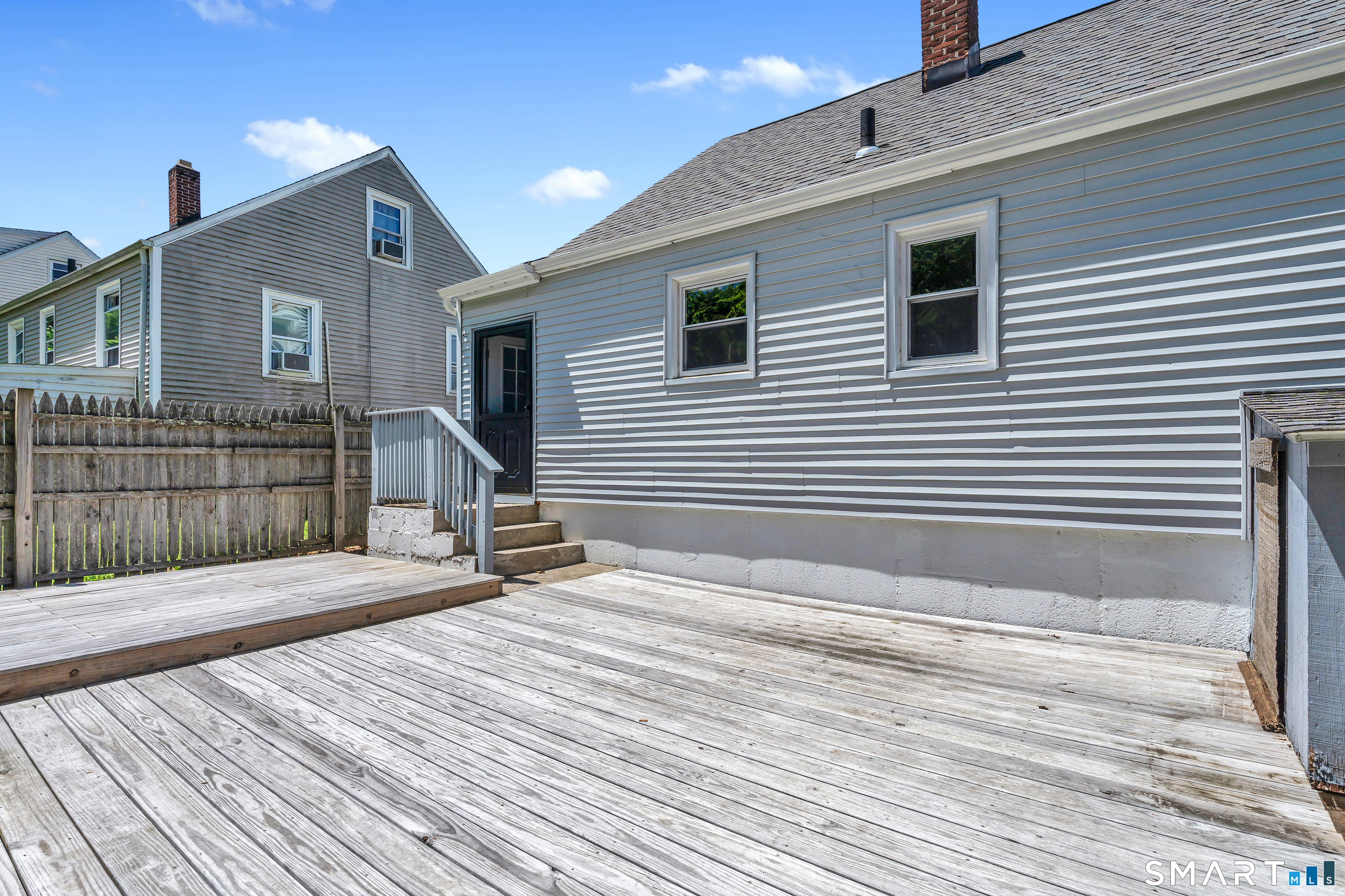 122 Macarthur Drive Waterbury CT 06704
