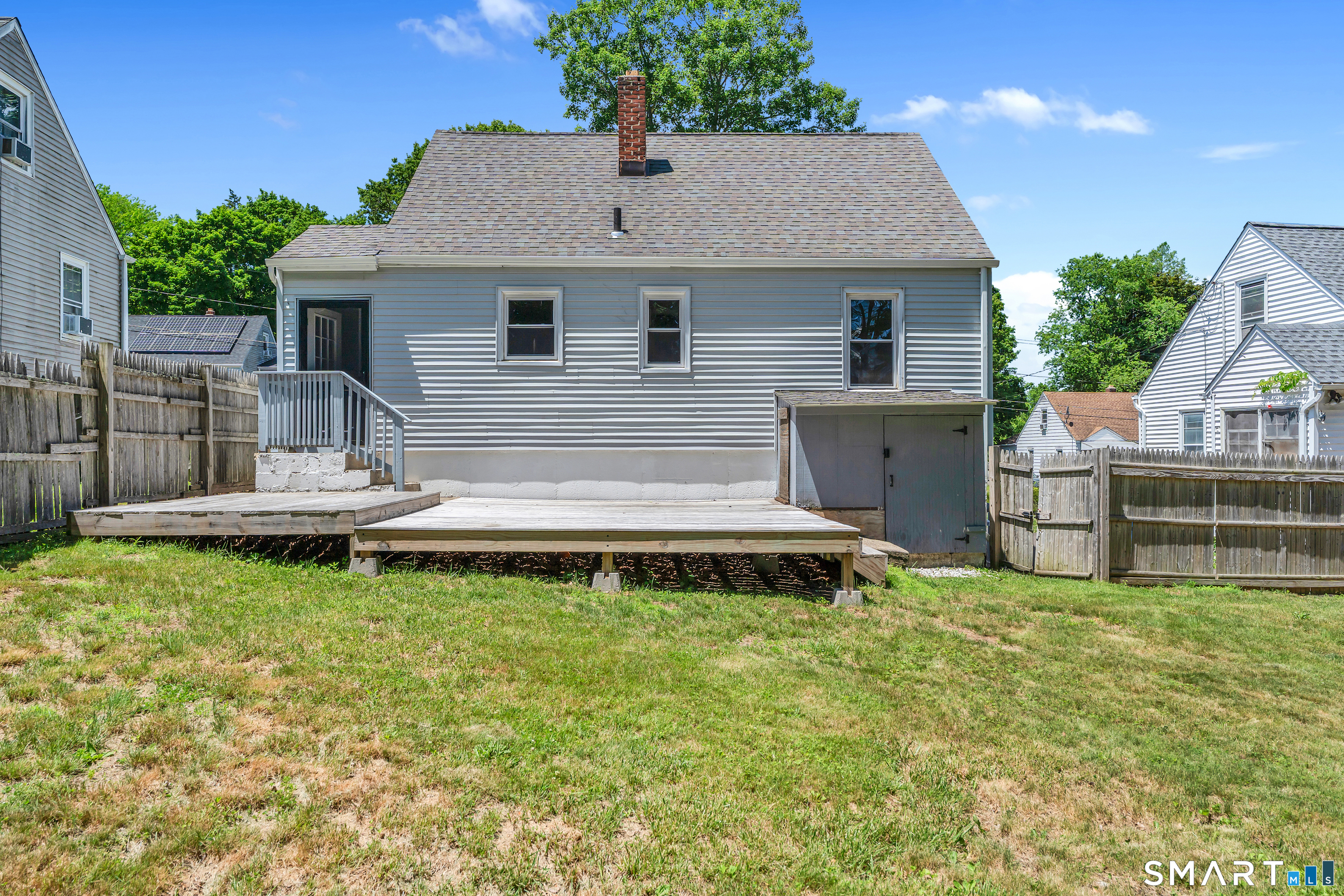 122 Macarthur Drive Waterbury CT 06704