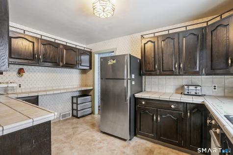 31 Valerie Lane Danbury CT 06811