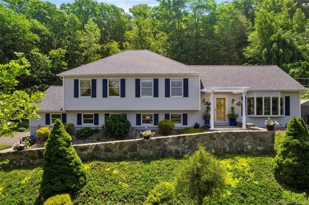 53 Serafin Court Hamden CT 06518