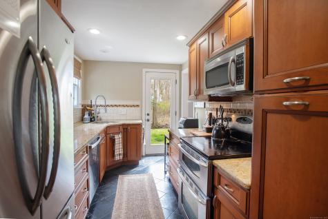 36 Hayes Lane Ridgefield CT 06877