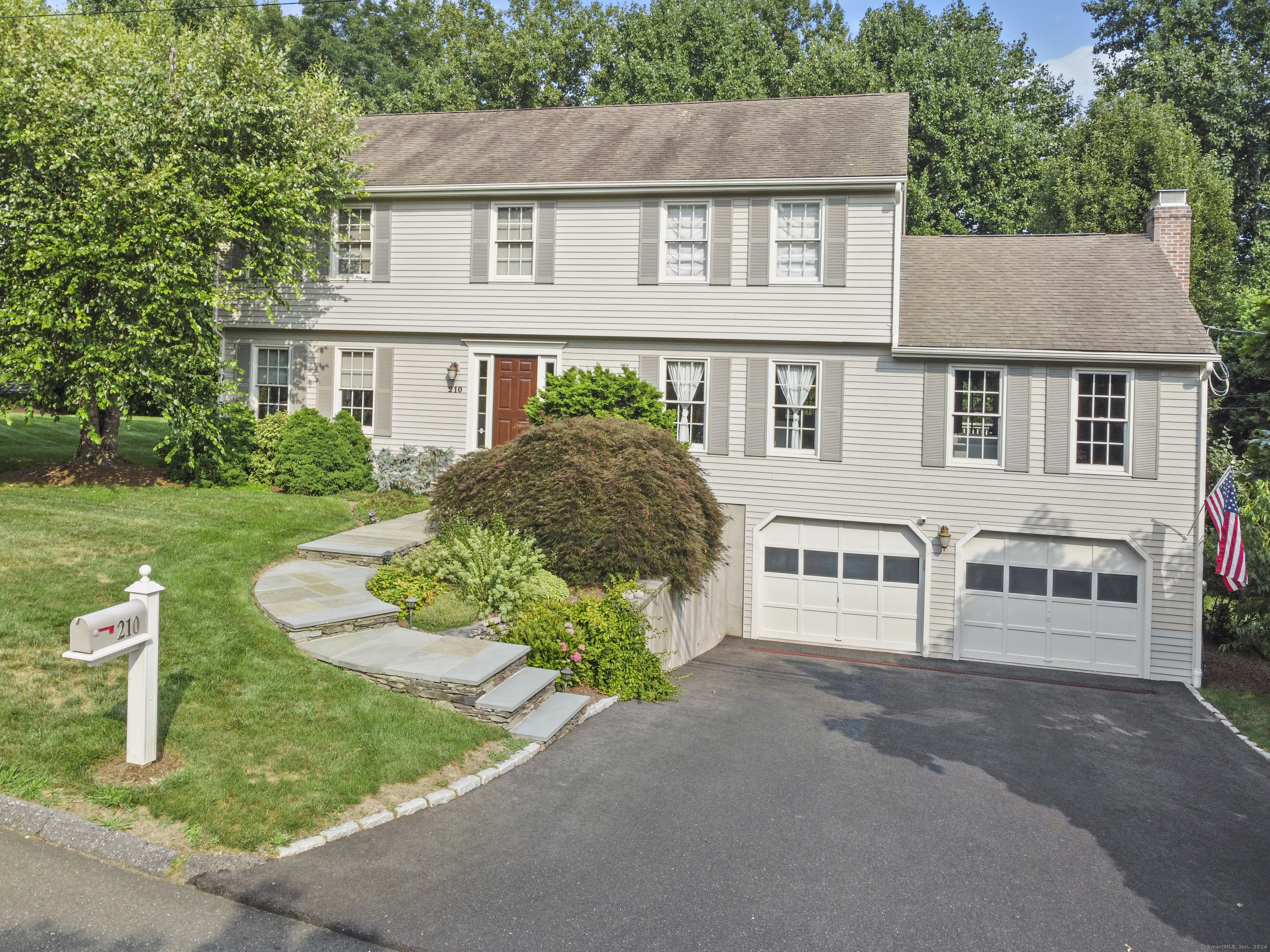 210 Nutmeg Lane Stratford CT 06614