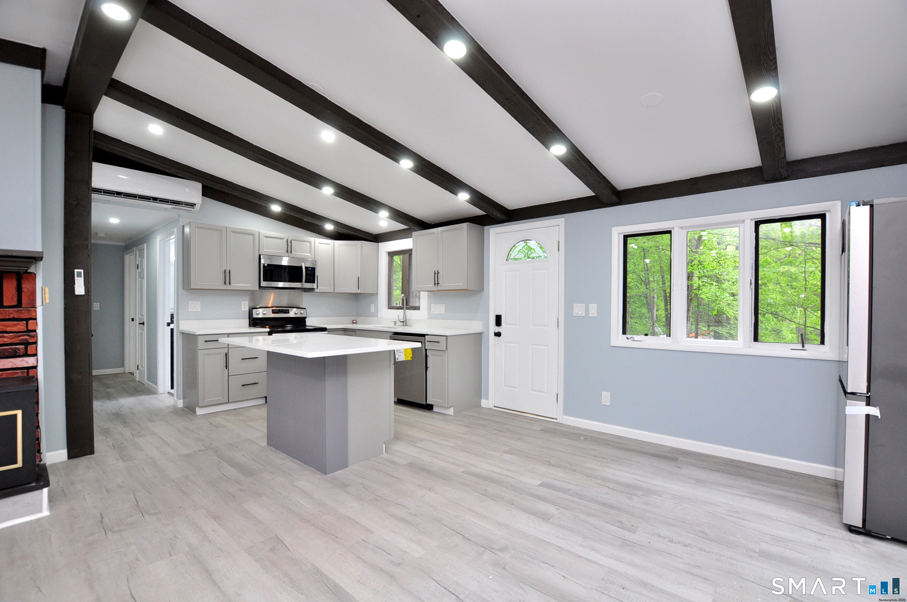 19 Smithfield Avenue Meriden CT 06451
