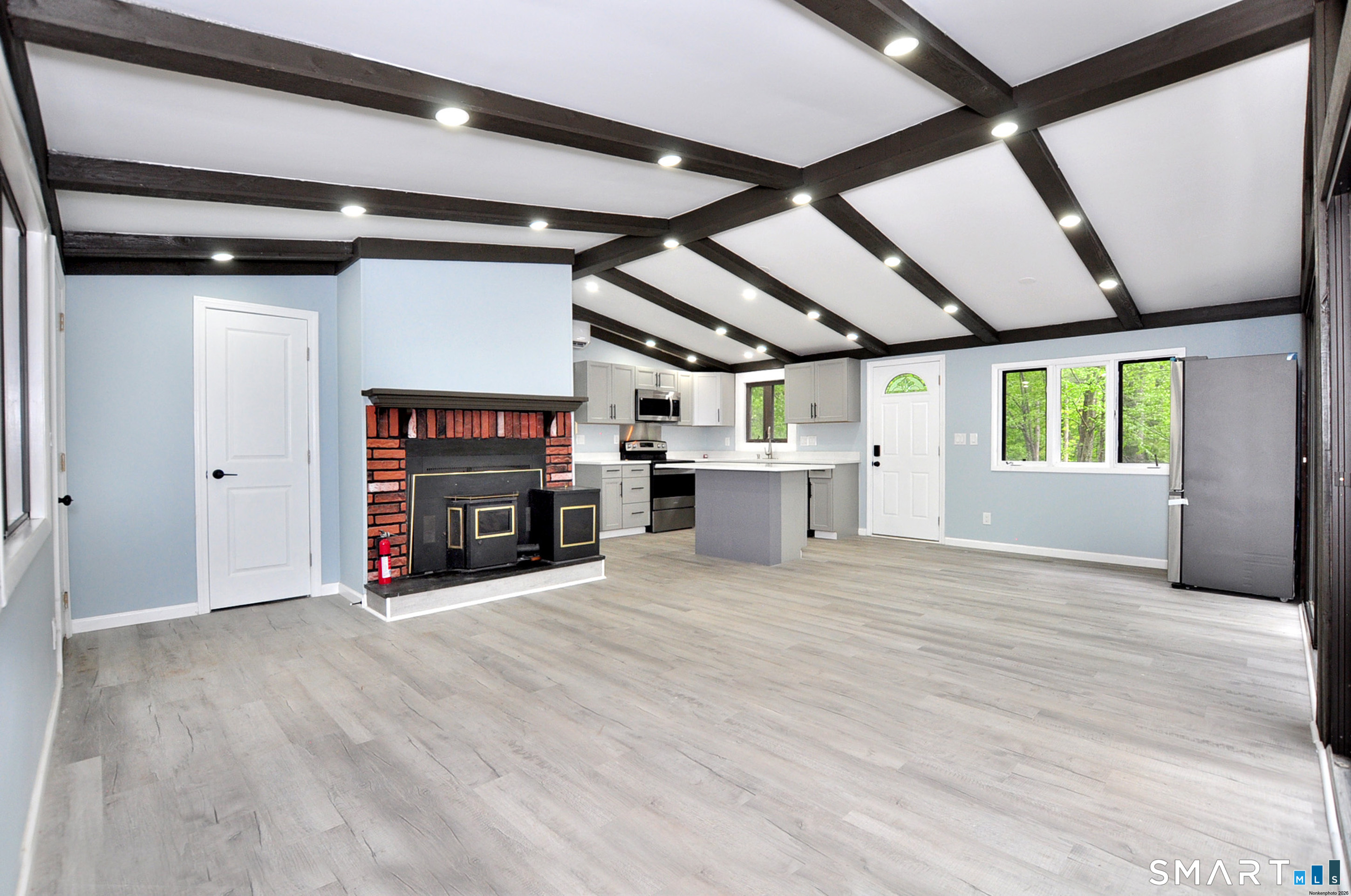 19 Smithfield Avenue Meriden CT 06451