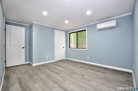 19 Smithfield Avenue Meriden CT 06451
