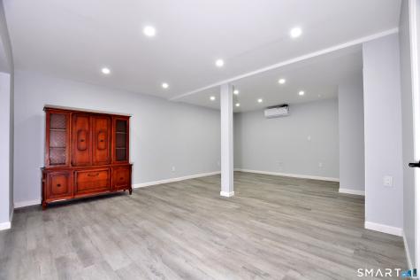 19 Smithfield Avenue Meriden CT 06451