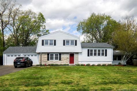 5 Rolling Lane Norwalk CT 06851